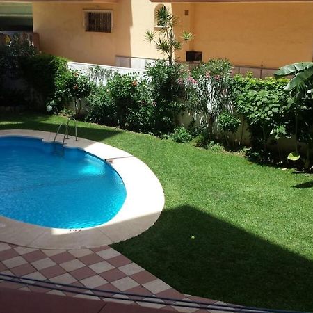 Beautiful Apartment In Third Line Beach Boliches Fuengirola Zewnętrze zdjęcie