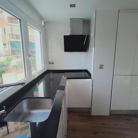 Beautiful Apartment In Third Line Beach Boliches Fuengirola Zewnętrze zdjęcie