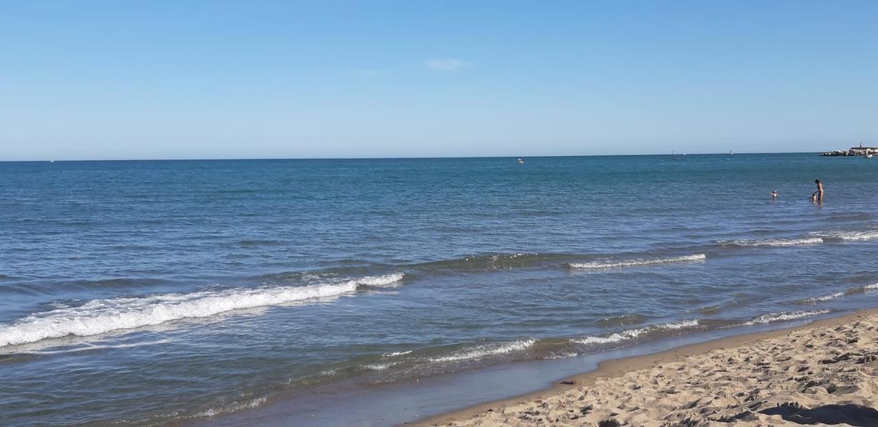Beautiful Apartment In Third Line Beach Boliches Fuengirola Zewnętrze zdjęcie