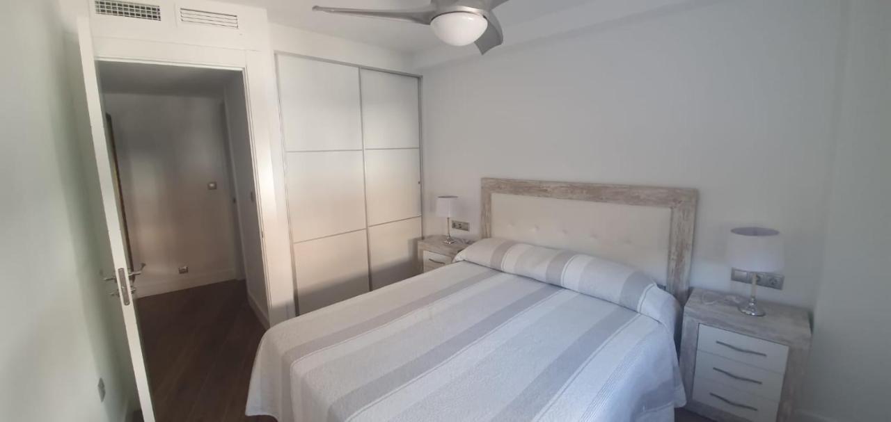 Beautiful Apartment In Third Line Beach Boliches Fuengirola Zewnętrze zdjęcie