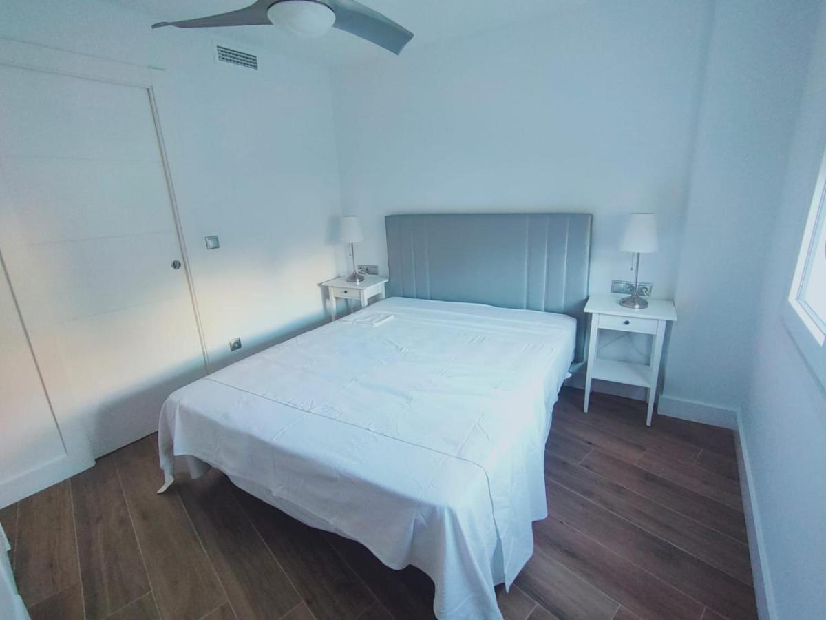 Beautiful Apartment In Third Line Beach Boliches Fuengirola Zewnętrze zdjęcie
